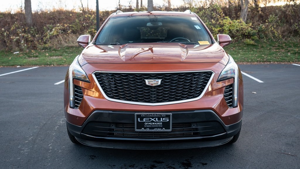 2019 Cadillac XT4 Sport 2