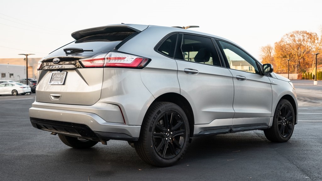 2022 Ford Edge ST Line 6