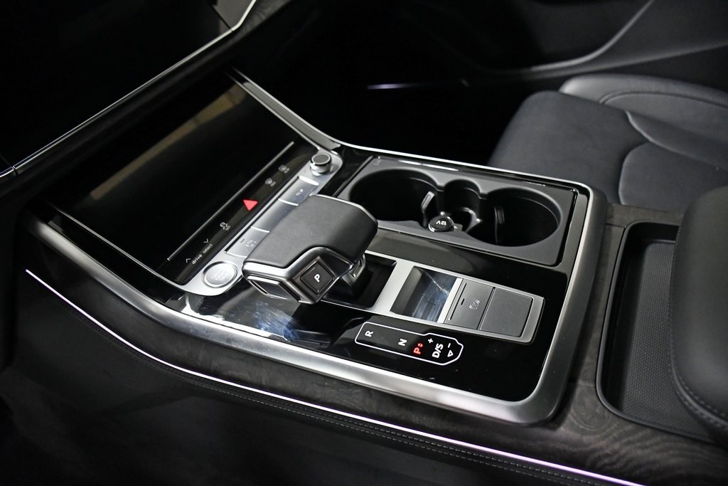 2020 Audi Q8 55 Prestige 31