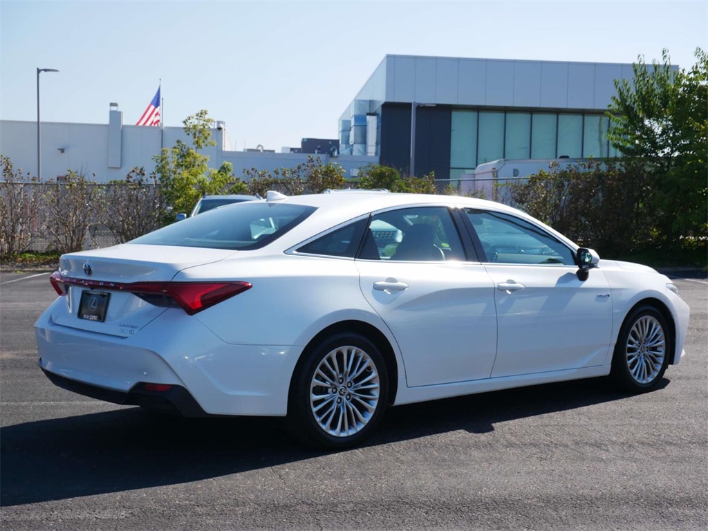 2021 Toyota Avalon Hybrid Limited 5