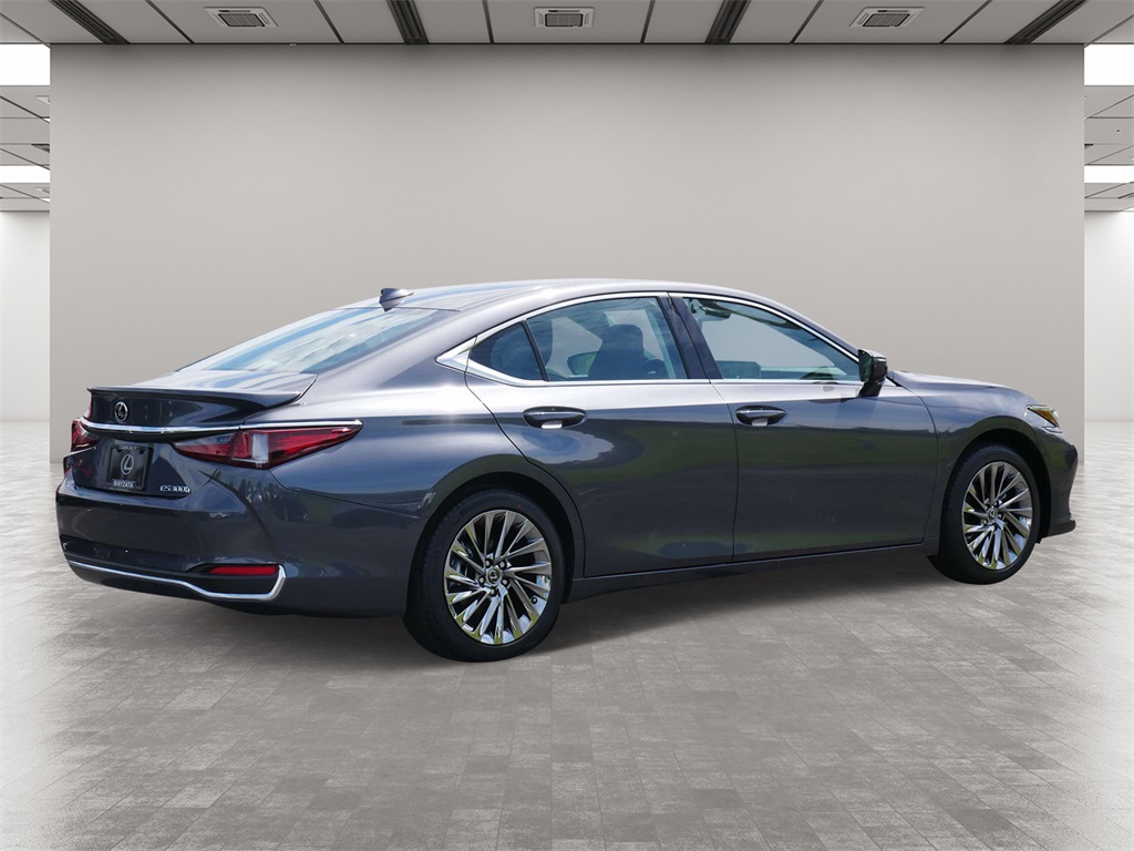 2024 Lexus ES 300h Luxury 5