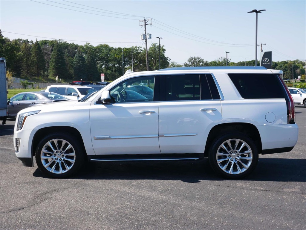 2019 Cadillac Escalade Premium Luxury 3