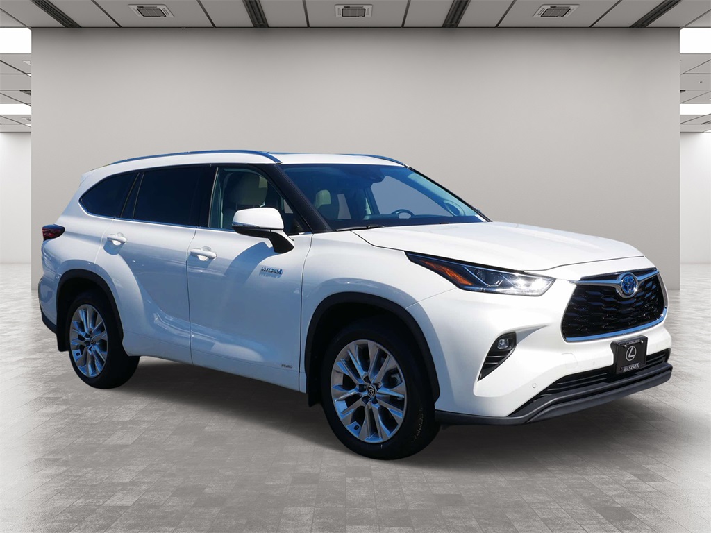 2021 Toyota Highlander Hybrid Limited 1