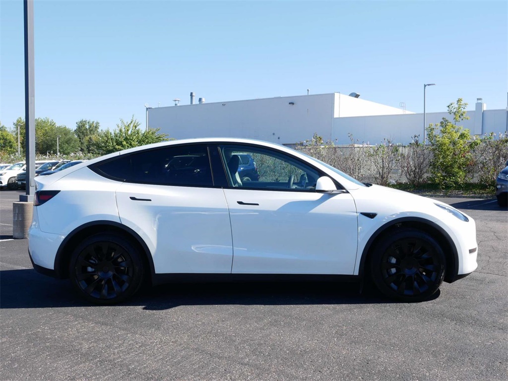 2023 Tesla Model Y Long Range 6