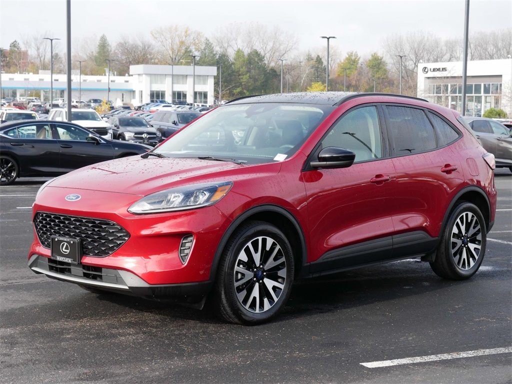 2020 Ford Escape SE Sport Hybrid 2