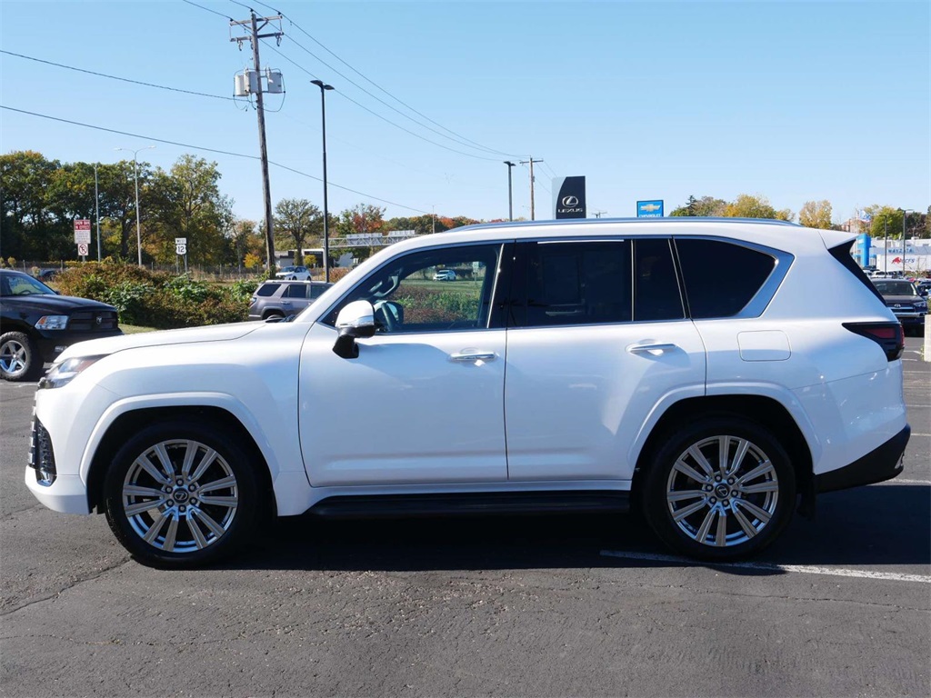 2023 Lexus LX 600 Ultra Luxury 3