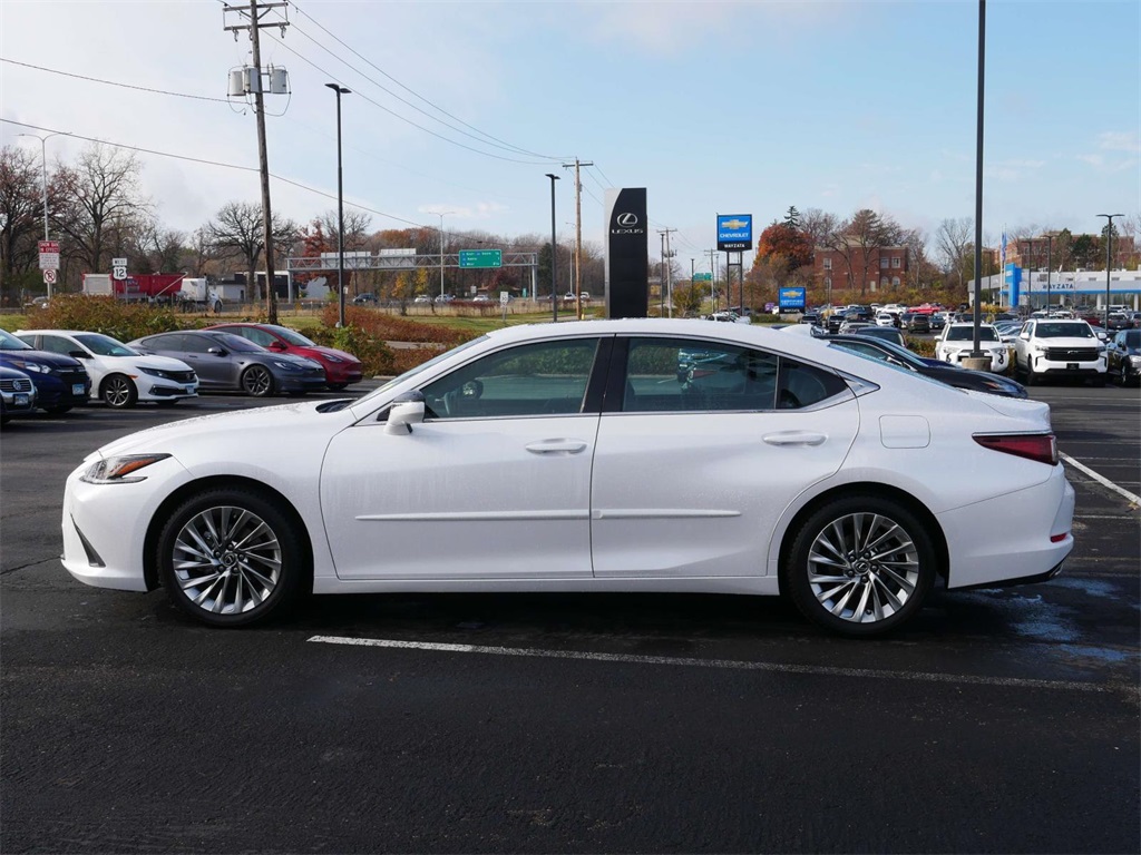 2021 Lexus ES 350 Ultra Luxury 3