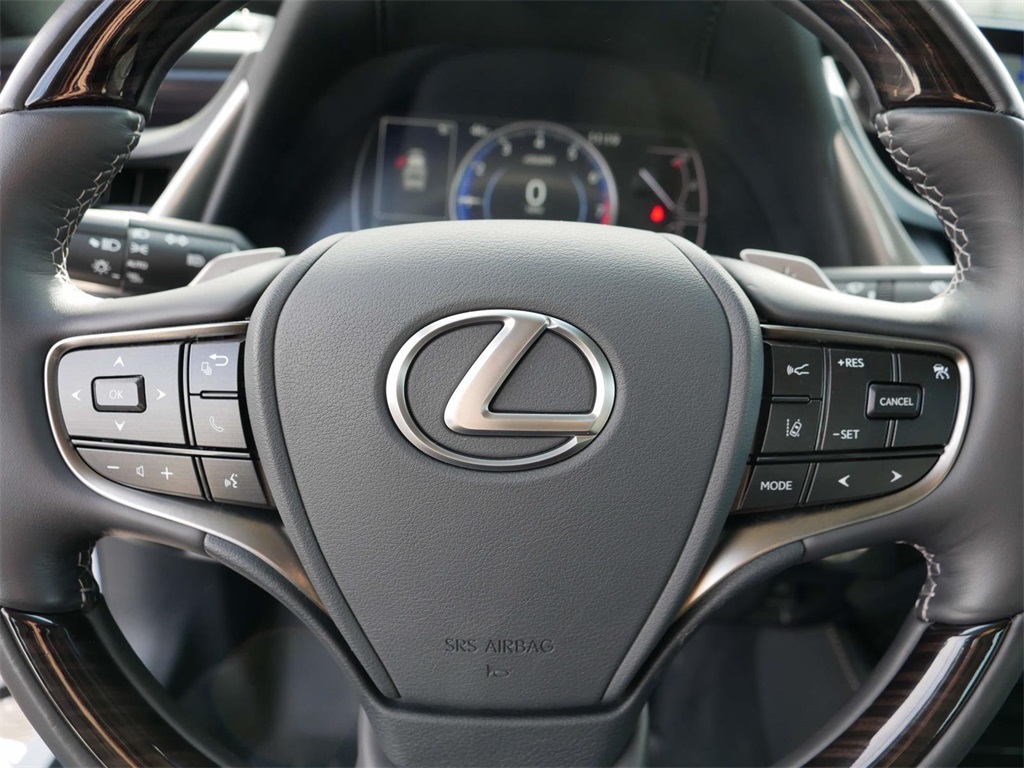 2021 Lexus ES 350 Ultra Luxury 17