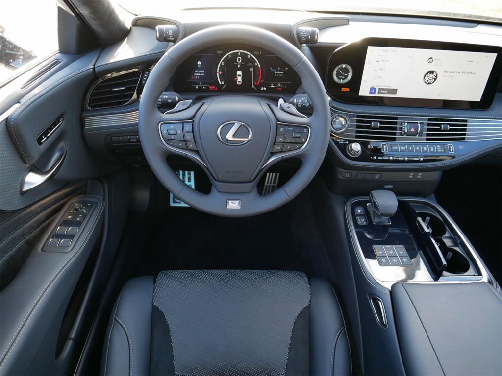 2024 Lexus LS 500 F Sport 11