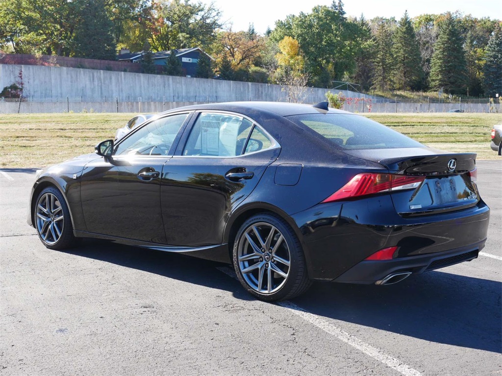 2019 Lexus IS 300 4