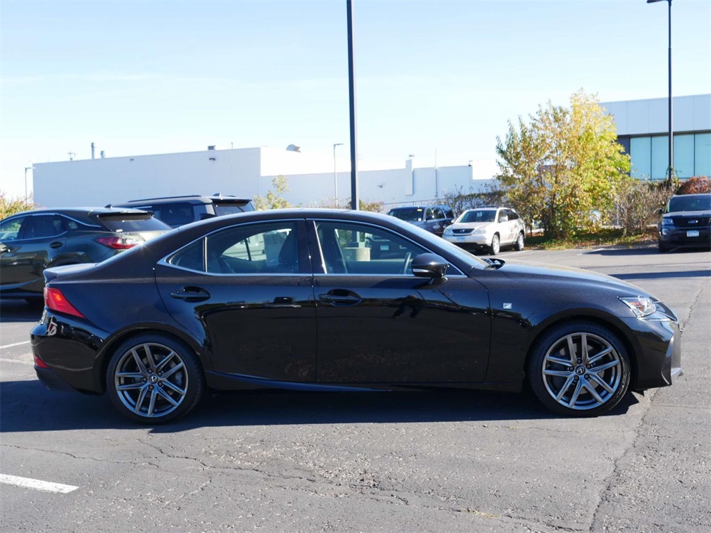 2019 Lexus IS 300 6