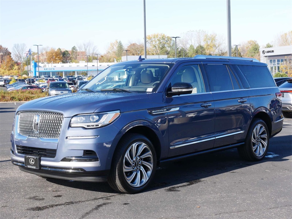 2022 Lincoln Navigator L Reserve 2