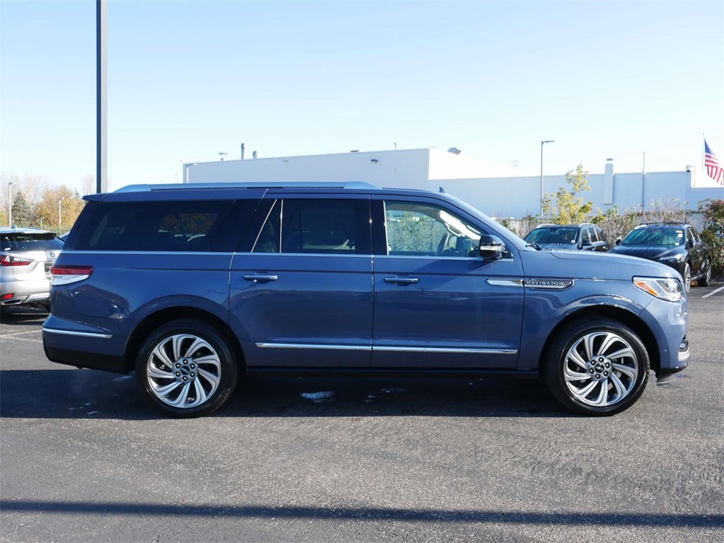 2022 Lincoln Navigator L Reserve 6