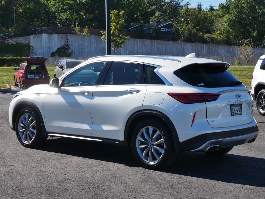 2019 INFINITI QX50 LUXE 4