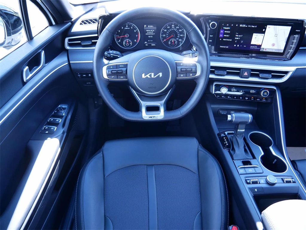 2023 Kia K5 GT-Line 11