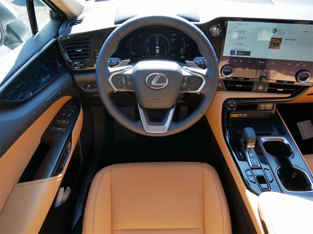 2025 Lexus NX 350h Premium 11