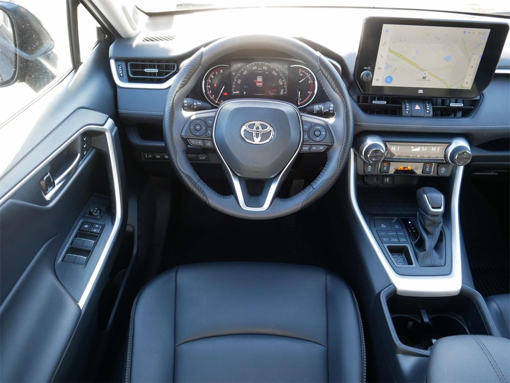 2023 Toyota RAV4 XLE Premium 11