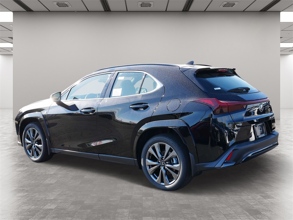 2025 Lexus UX 300h F SPORT Design 4