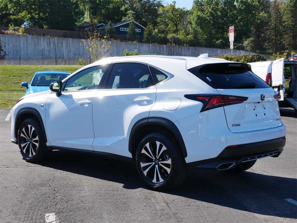 2021 Lexus NX 300 F Sport 4