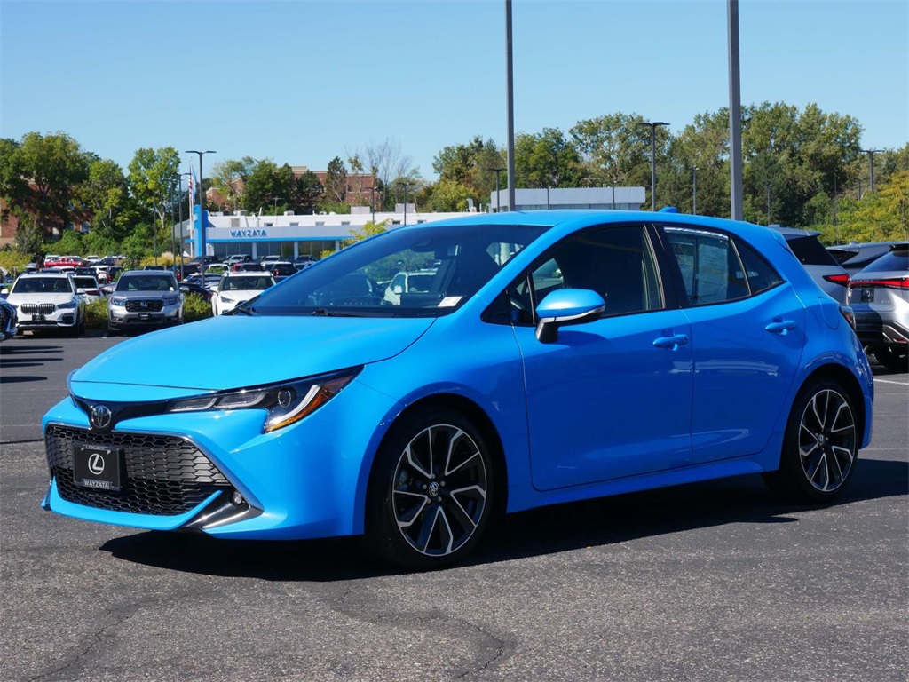 2019 Toyota Corolla Hatchback XSE 2