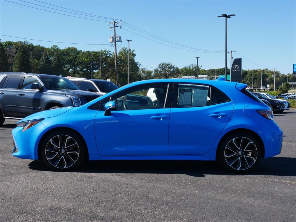 2019 Toyota Corolla Hatchback XSE 3