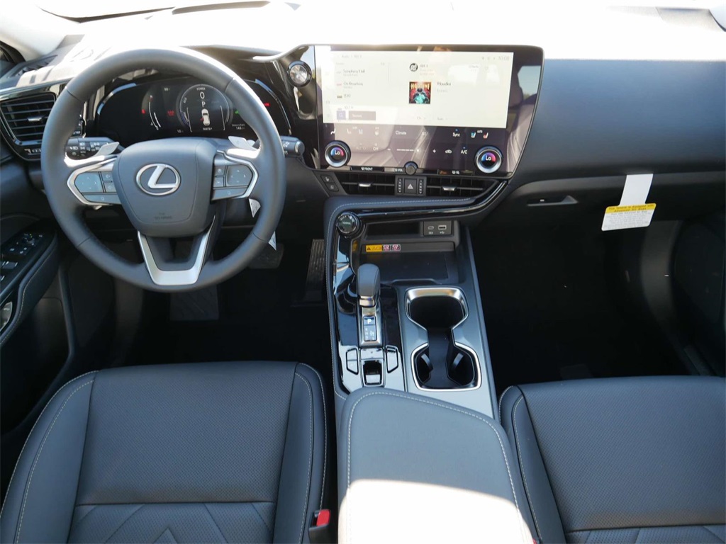 2025 Lexus NX 350h Luxury 12