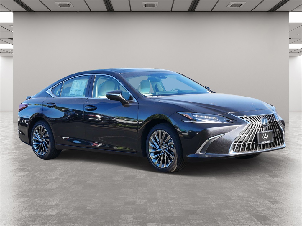 2025 Lexus ES 300h Ultra Luxury 1