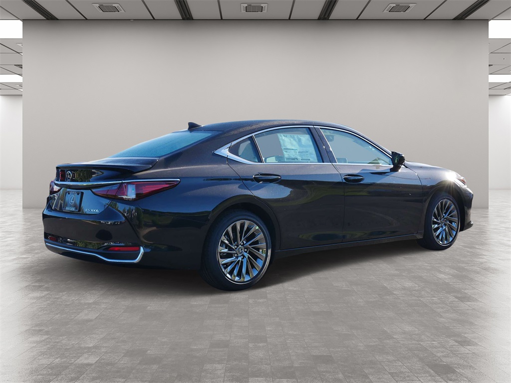 2025 Lexus ES 300h Ultra Luxury 5