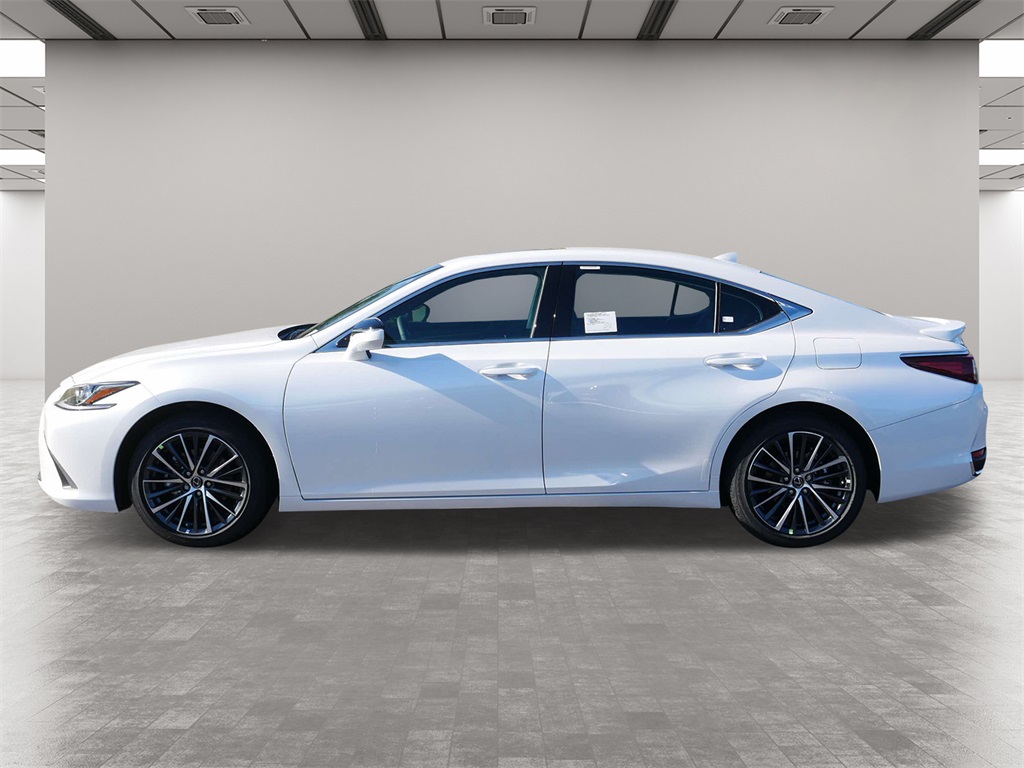 2025 Lexus ES 300h Luxury 3