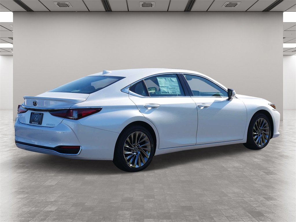 2025 Lexus ES 300h Ultra Luxury 5