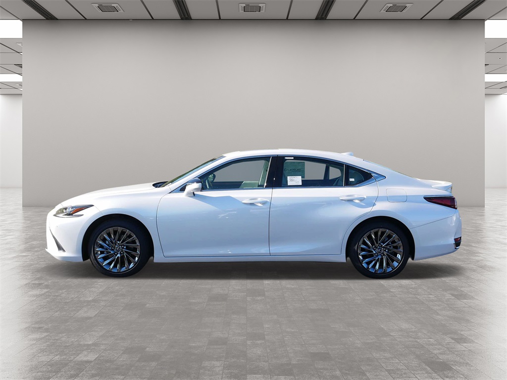 2025 Lexus ES 300h Ultra Luxury 3