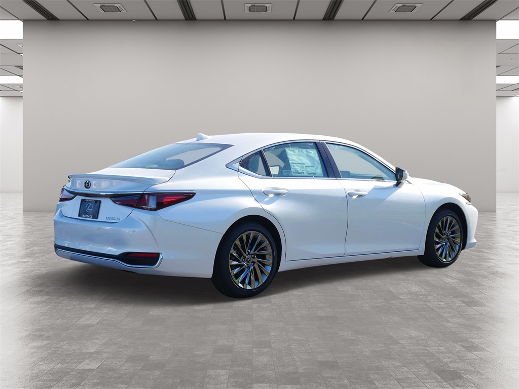 2025 Lexus ES 300h Ultra Luxury 5