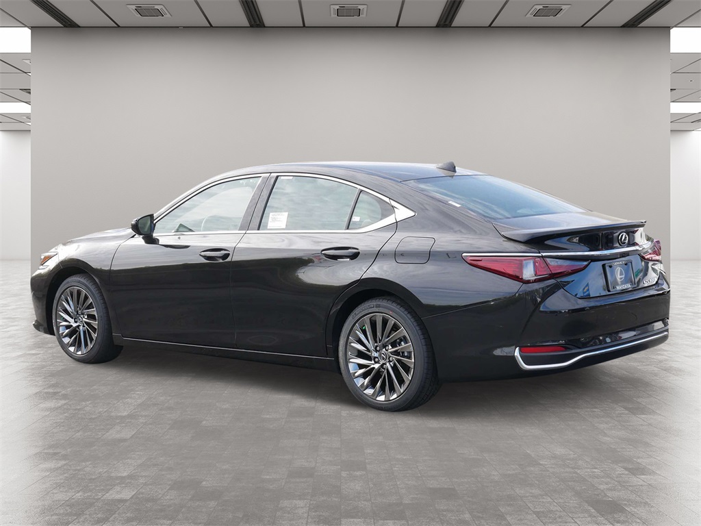 2025 Lexus ES 300h Luxury 4