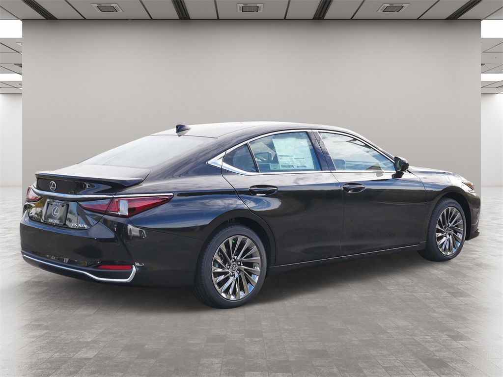 2025 Lexus ES 300h Luxury 5