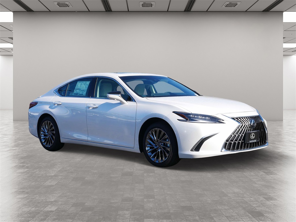 2025 Lexus ES 300h Ultra Luxury 1