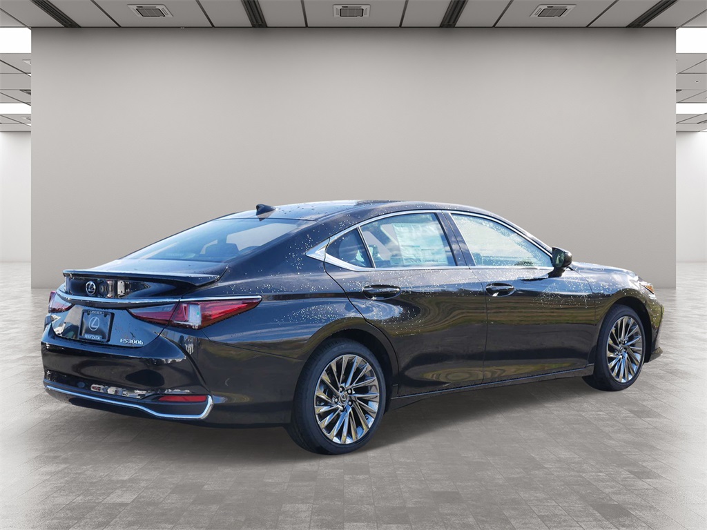 2025 Lexus ES 300h Ultra Luxury 5