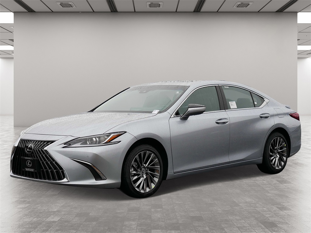 2025 Lexus ES 300h Luxury 2