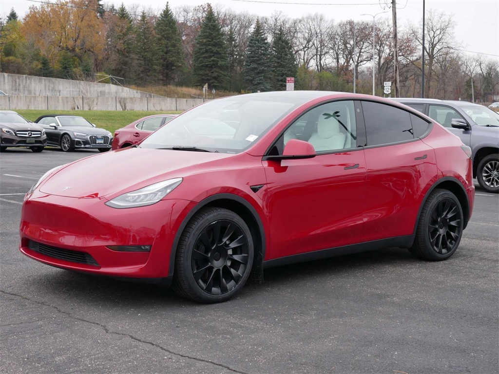 2022 Tesla Model Y Long Range 2