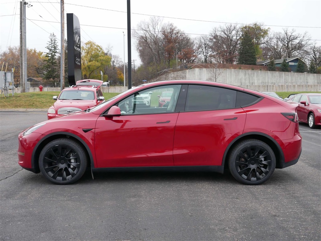 2022 Tesla Model Y Long Range 3