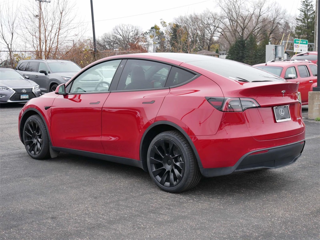 2022 Tesla Model Y Long Range 4