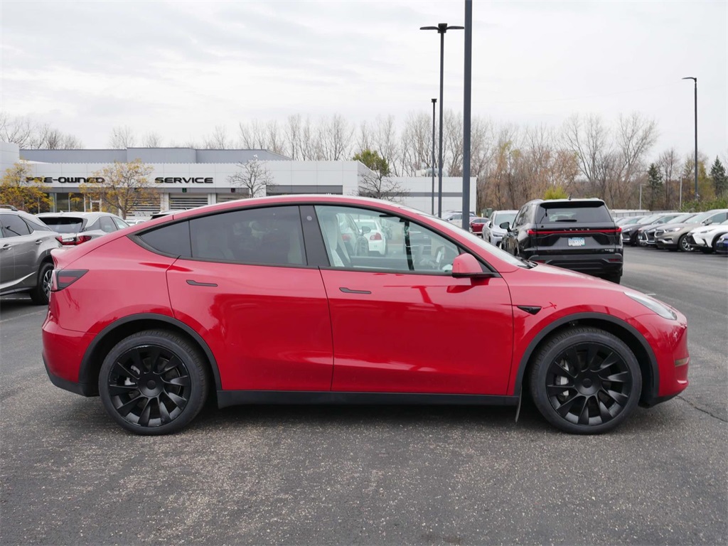 2022 Tesla Model Y Long Range 6