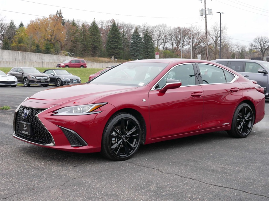 2022 Lexus ES 300h 2