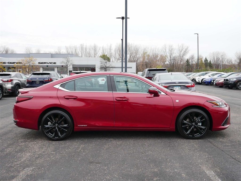 2022 Lexus ES 300h 6