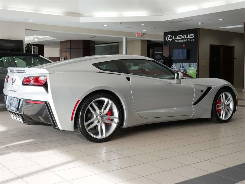 2019 Chevrolet Corvette Stingray 5