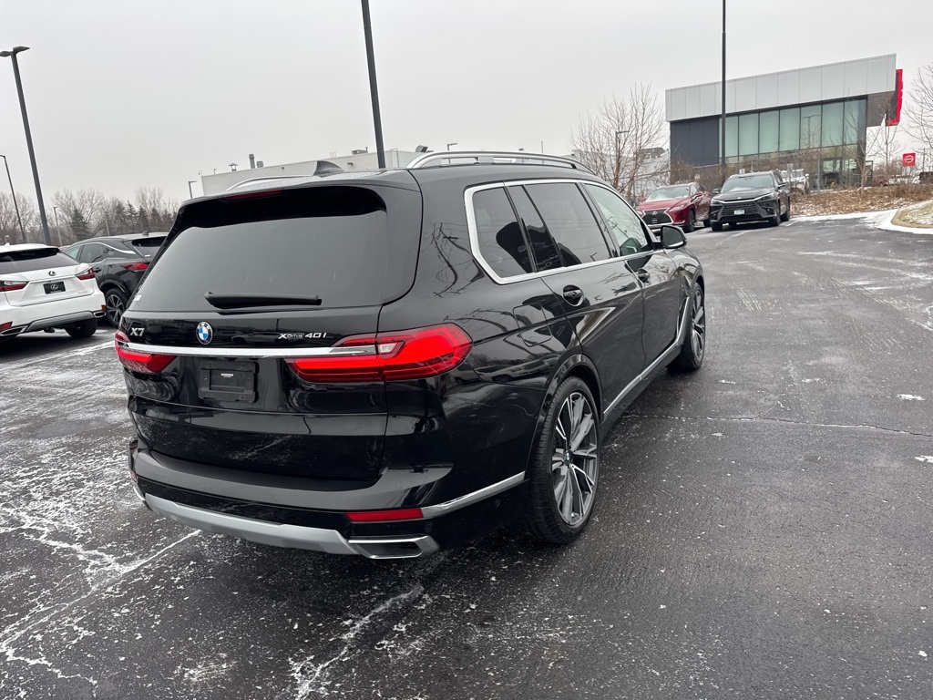 2022 BMW X7 xDrive40i 13