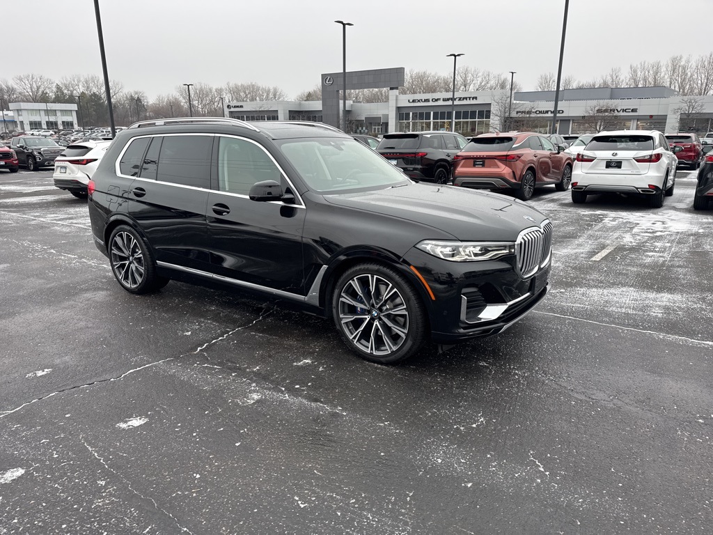 2022 BMW X7 xDrive40i 22