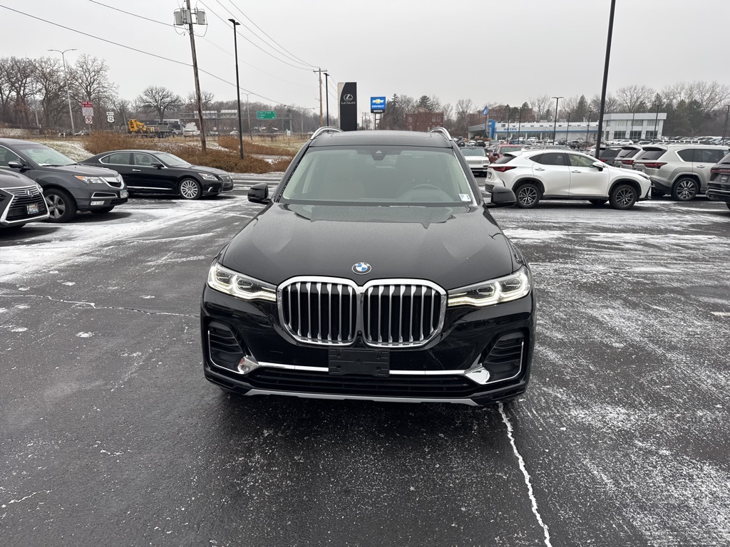 2022 BMW X7 xDrive40i 26