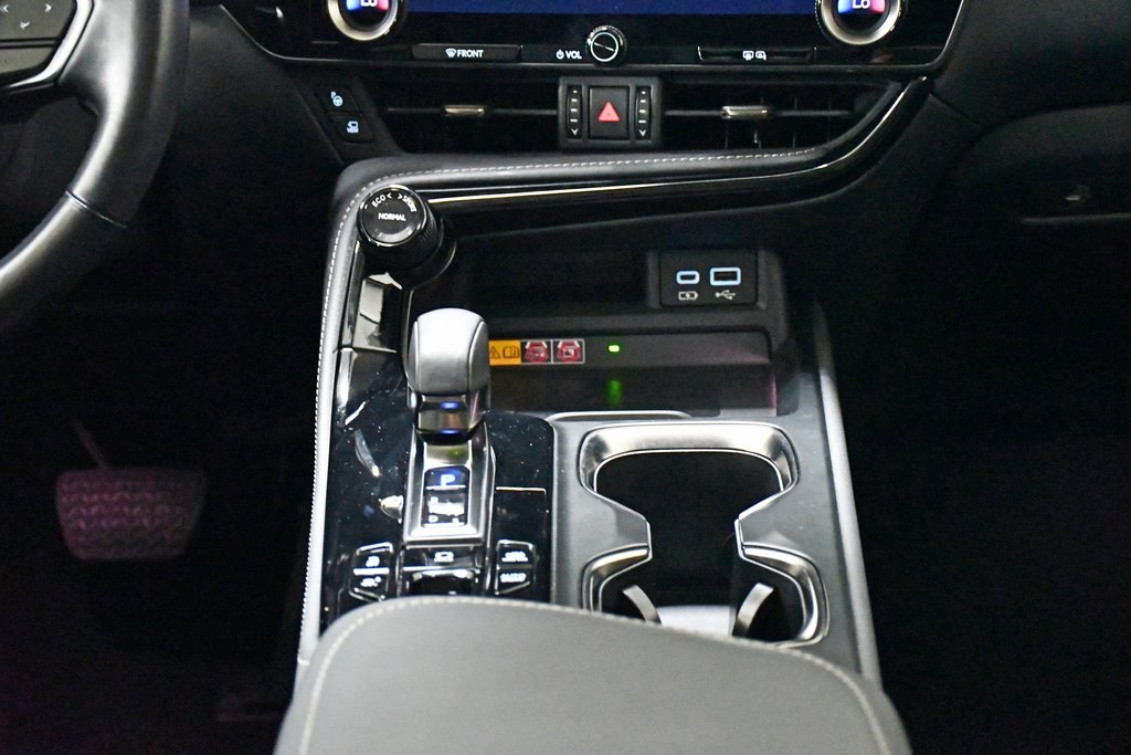 2024 Lexus NX 450h+ Luxury 29
