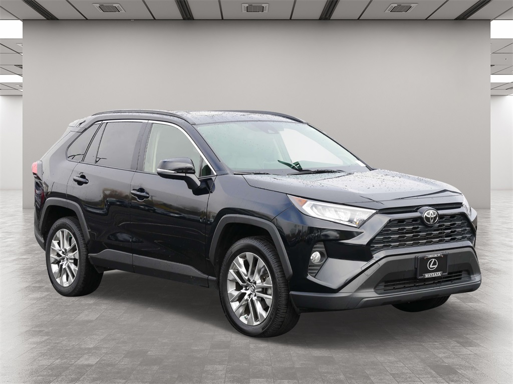 2019 Toyota RAV4 XLE Premium 1