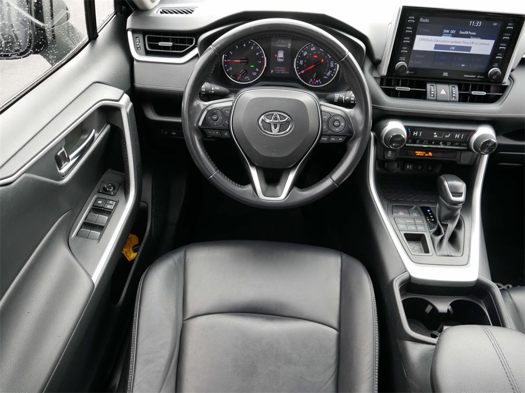 2019 Toyota RAV4 XLE Premium 11